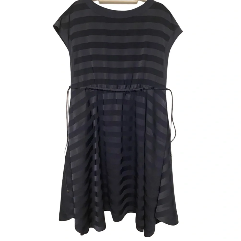 Ted Baker Linnie Striped Asymmetrical Hem Dress Size XS 0 Dark Blue Navy Stripe - Picture 2 of 4